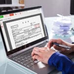 ～人手と時間のかかる業務を改善～ 稟議書の決裁フローを電子化する効果とは？