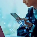 ワークフローシステムでの承認業務は場所を選ばない！<br>スマホやタブレットでどこでも承認！